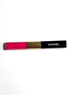 Chanel Le Rouge Duo Ultra Tenue Liquid Lip Colour Shocking Pink (Discontinued)